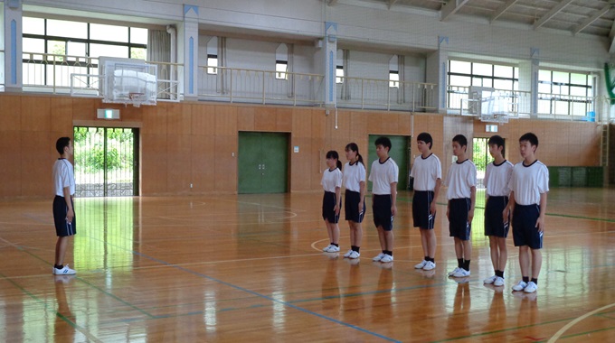 集団行動の発表